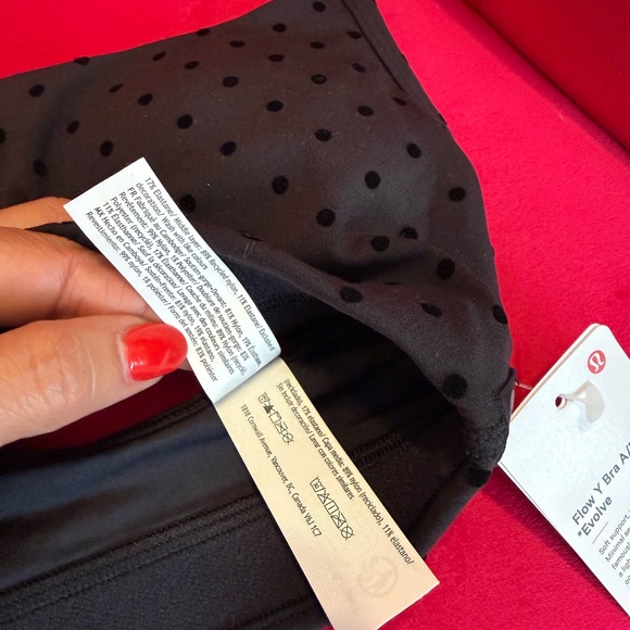 XS new with tags lululemon yoga bra - Picture 5 of 9